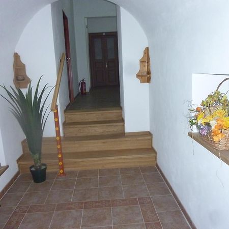 Guest House U Zlateho Jelena Zinkovy ภายนอก รูปภาพ