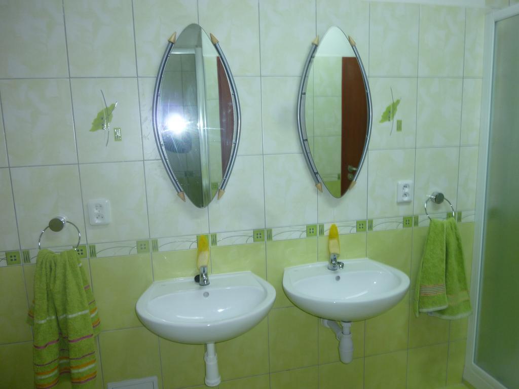 Guest House U Zlateho Jelena Zinkovy ภายนอก รูปภาพ