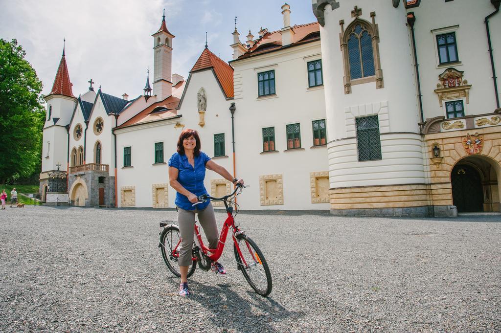 Guest House U Zlateho Jelena Zinkovy ภายนอก รูปภาพ